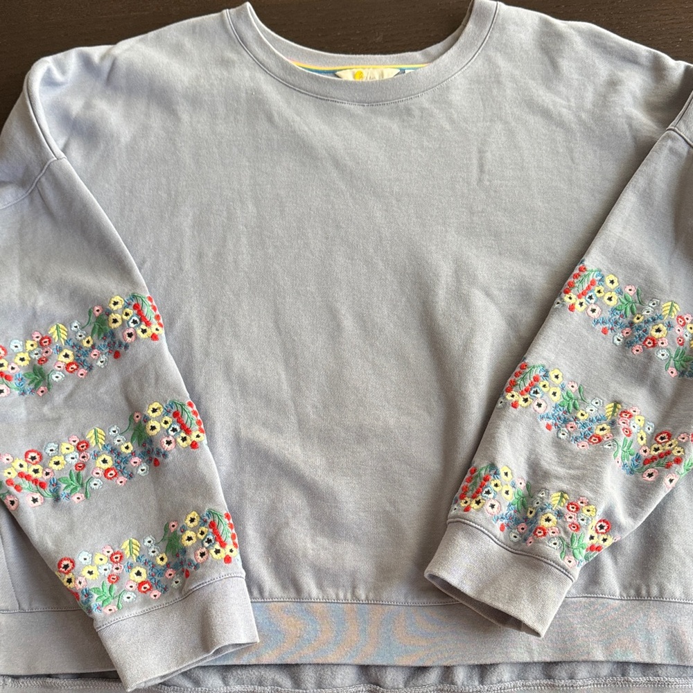 Boden Lavender Sweatshirt with Multicolor Floral Details - Picture 3 of 4